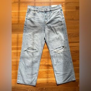AE Strigid Ripped High-Waisted Stovepipe Jean 12S